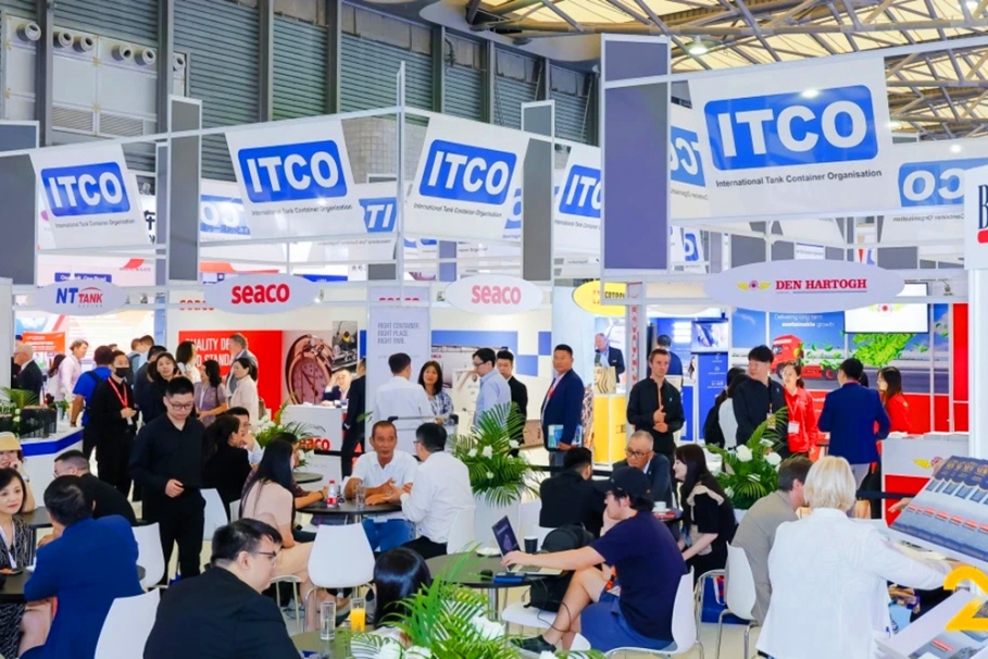 �����������Ǹ���ת  ����2121�Ƿ���2024��������˫��չ�ܳ�����