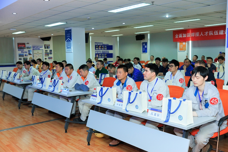 37456c98decea23505b5d12353eac174